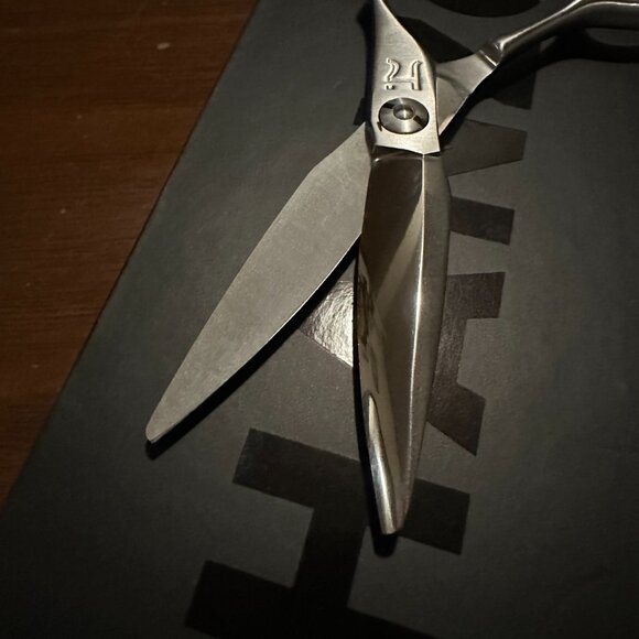 Hattori Hanzo Kamikaze HH1 5.5 Shears - Picture 7 of 12